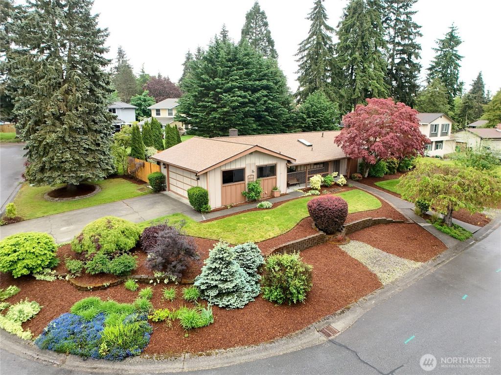 5216 133rd Street SE, Everett, WA 98208