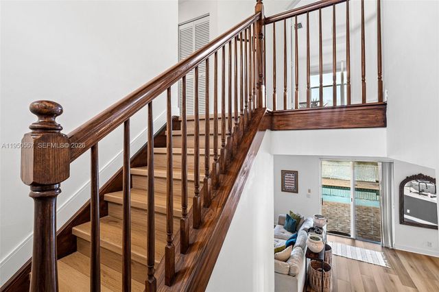 5923 NW 54th Cir, Coral Springs, FL 33067