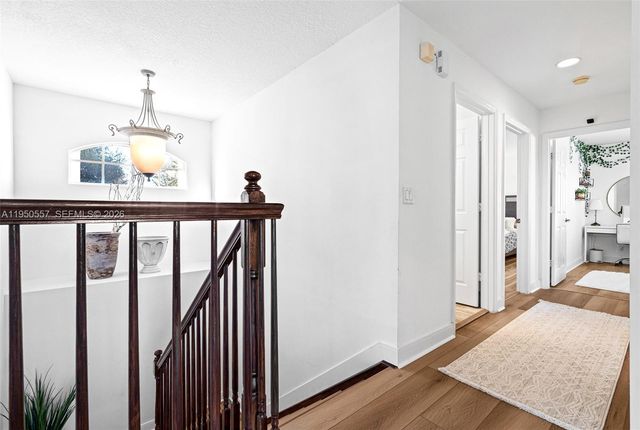 5923 NW 54th Cir, Coral Springs, FL 33067