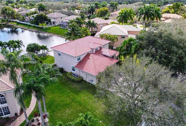 5923 NW 54th Cir, Coral Springs, FL 33067