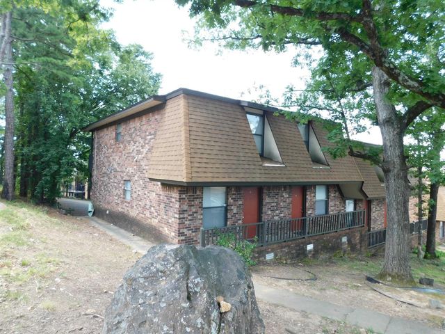 9 Meredith Court, Little Rock, AR 72205