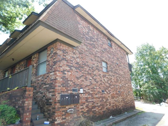 9 Meredith Court, Little Rock, AR 72205
