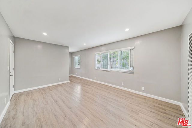252 S New Hampshire 4, Los Angeles, CA 90004