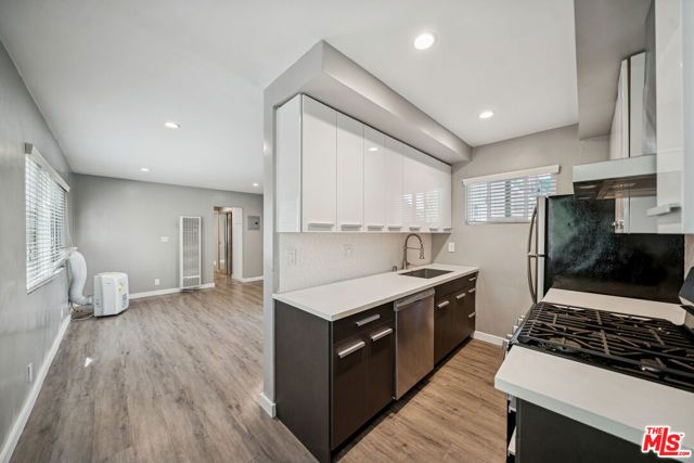 252 S New Hampshire 4, Los Angeles, CA 90004