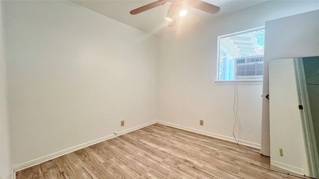 5429 Farnsworth Avenue, Fort Worth, TX 76107