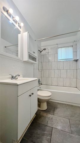 5429 Farnsworth Avenue, Fort Worth, TX 76107