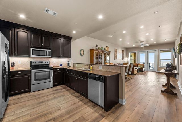 1001 The Cape RD, Horseshoe Bay, TX 78657