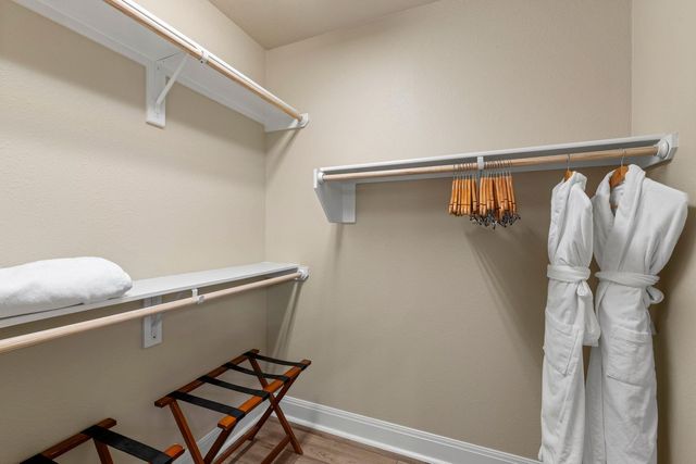 1001 The Cape RD, Horseshoe Bay, TX 78657