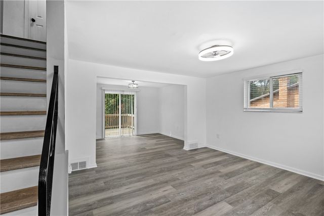 248 Shenandoah Dr, Penn Hills, PA 15235