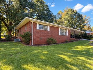 1111 Luther Drive SW, Mableton, GA 30126