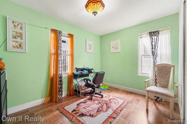 1647 Stewart Avenue, Lincoln Park, MI 48146