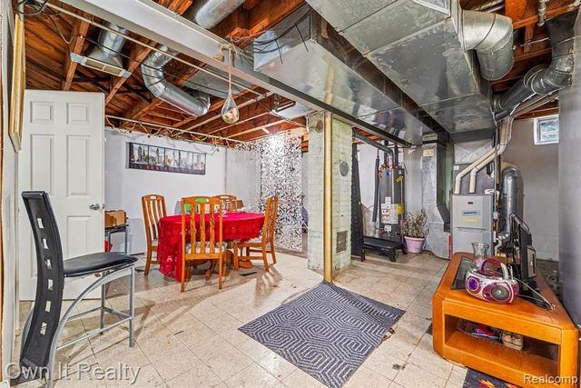 1647 Stewart Avenue, Lincoln Park, MI 48146