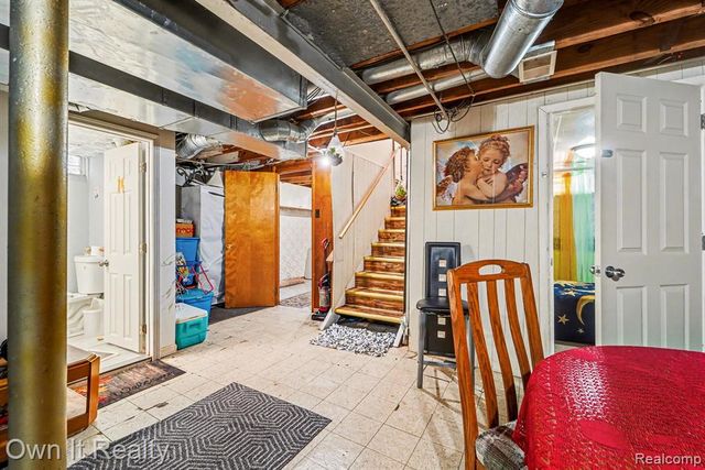 1647 Stewart Avenue, Lincoln Park, MI 48146