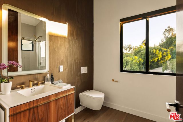 5904 Kanan Dume Road, Malibu, CA 90265