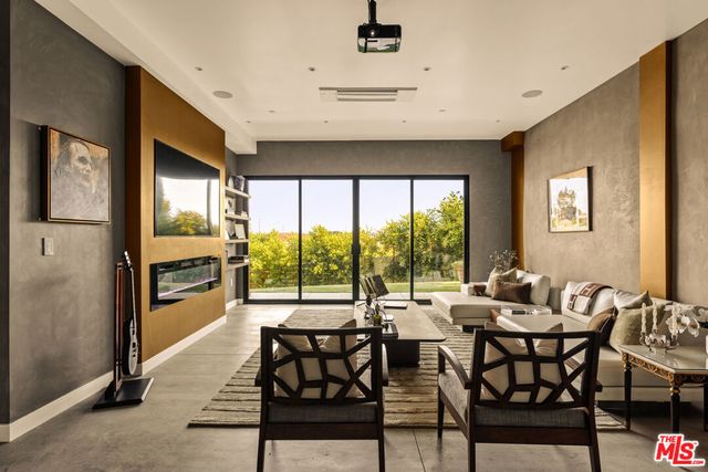 5904 Kanan Dume Road, Malibu, CA 90265