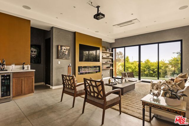 5904 Kanan Dume Road, Malibu, CA 90265