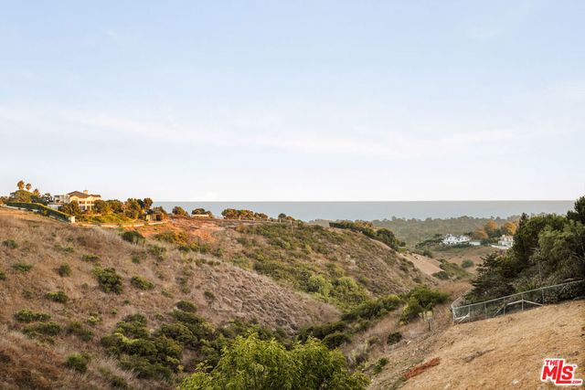 5904 Kanan Dume Road, Malibu, CA 90265
