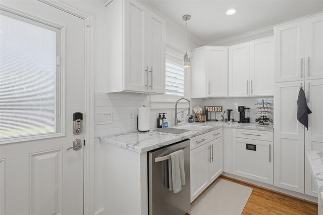 1144 Dorothy Street, Houston, TX 77008