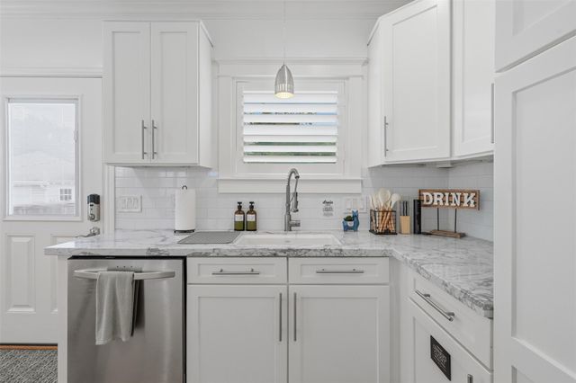 1144 Dorothy Street, Houston, TX 77008