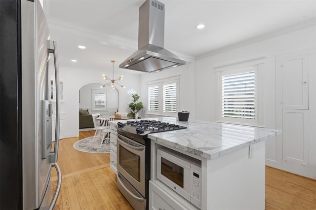 1144 Dorothy Street, Houston, TX 77008
