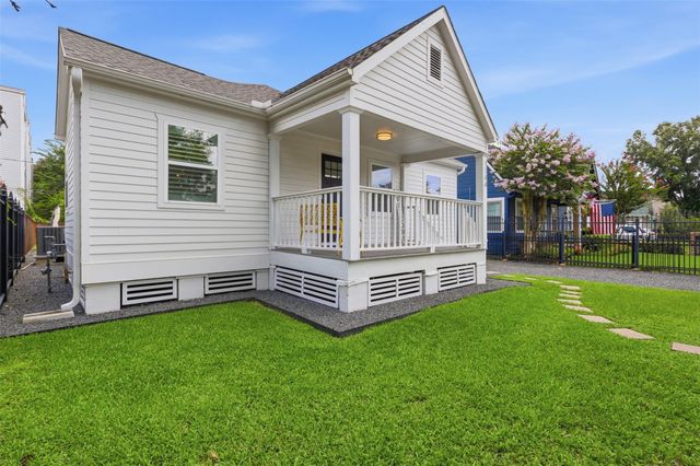 1144 Dorothy Street, Houston, TX 77008