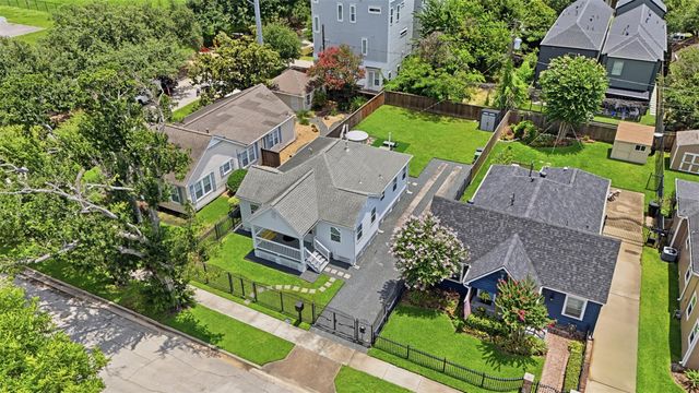 1144 Dorothy Street, Houston, TX 77008