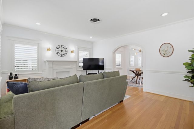 1144 Dorothy Street, Houston, TX 77008