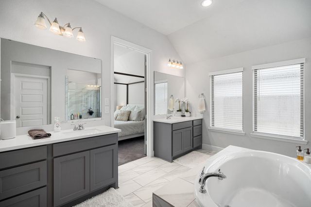 2831 Tanager Trace, Katy, TX 77493