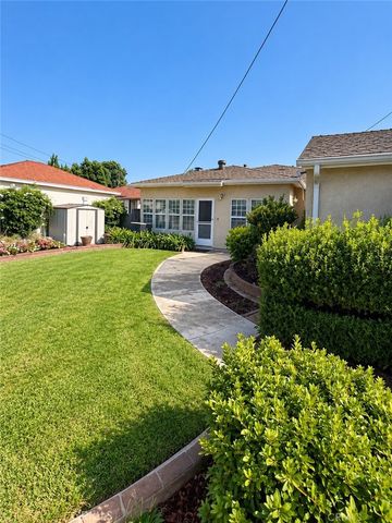 8553 Lowman, Downey, CA 90240