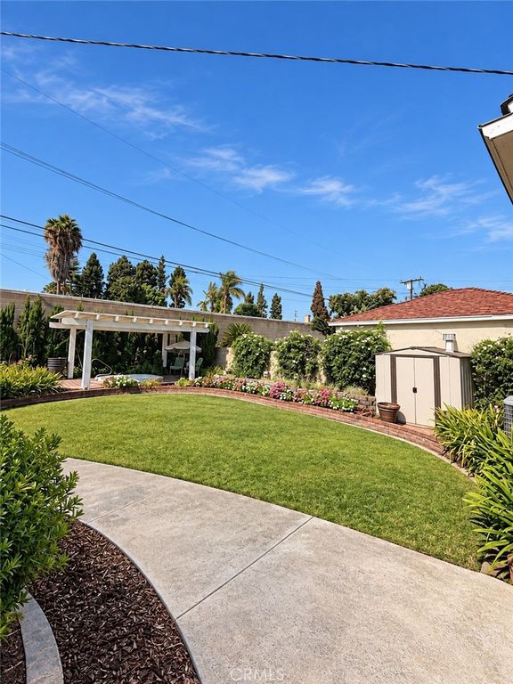8553 Lowman, Downey, CA 90240 — photo 3