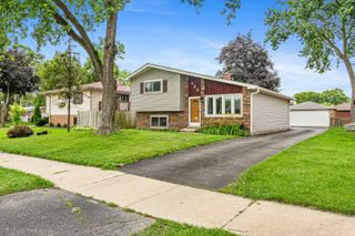 320 Marshall Road, Bensenville, IL 60106
