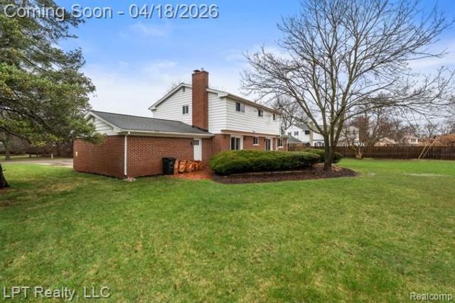 12793 Joseph Drive, Grand Blanc, MI 48439