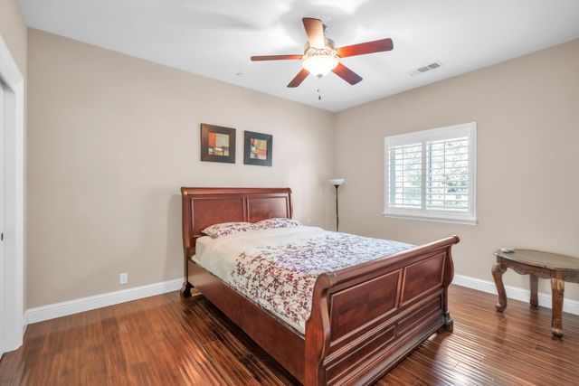 8654 Bradshaw Rd, Elk Grove, CA 95624