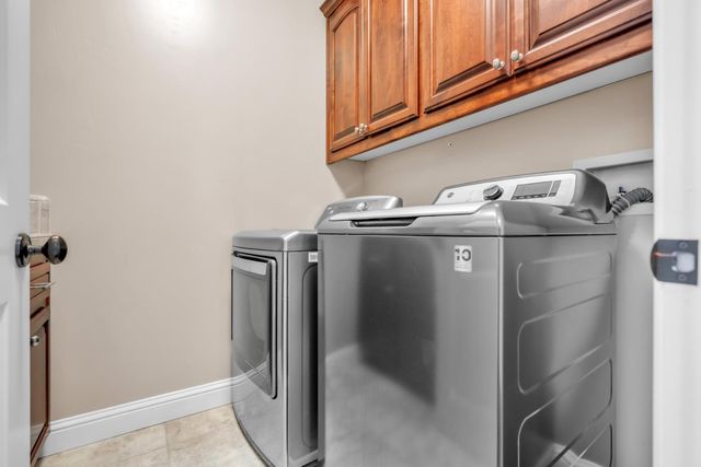 8654 Bradshaw Rd, Elk Grove, CA 95624