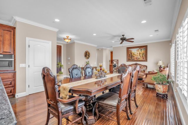 8654 Bradshaw Rd, Elk Grove, CA 95624
