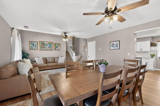 4000 Las Cimbras Court SE, Rio Rancho, NM 87124