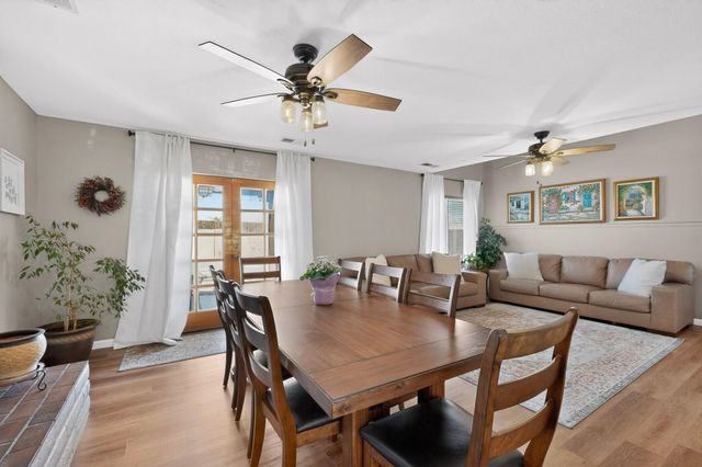 4000 Las Cimbras Court SE, Rio Rancho, NM 87124