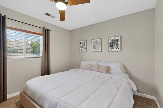 4000 Las Cimbras Court SE, Rio Rancho, NM 87124