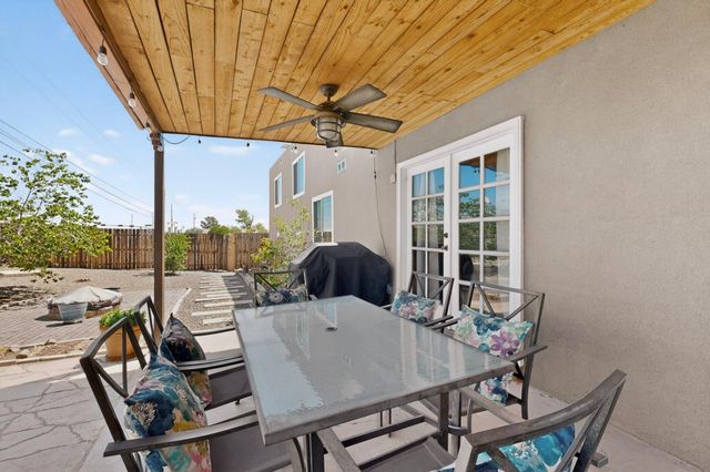 4000 Las Cimbras Court SE, Rio Rancho, NM 87124