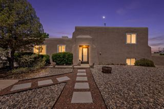 4000 Las Cimbras Court SE, Rio Rancho, NM 87124