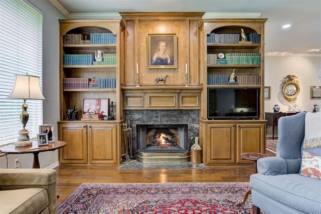 3809 Woodshadow Road, Edmond, OK 73003