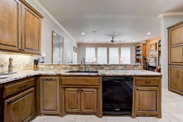 3809 Woodshadow Road, Edmond, OK 73003
