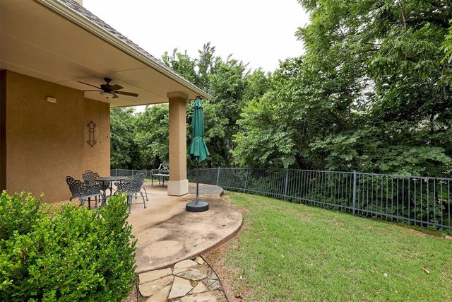 3809 Woodshadow Road, Edmond, OK 73003