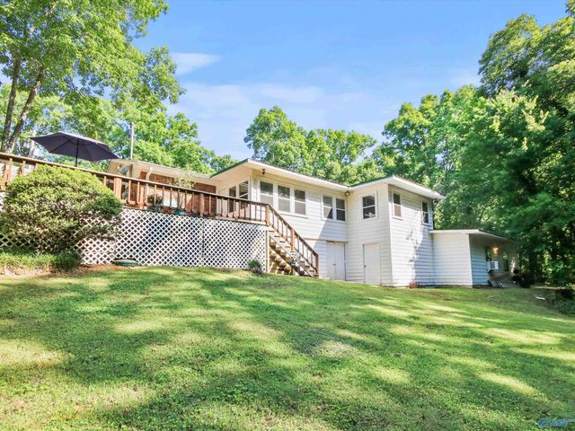 3513 Cedar Lane, Guntersville, AL 35976