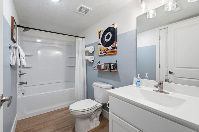 403 Veterans Boulevard 15, Branson, MO 65616