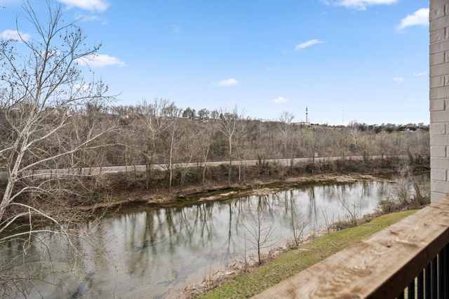 403 Veterans Boulevard 15, Branson, MO 65616