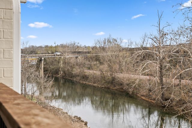 403 Veterans Boulevard 15, Branson, MO 65616