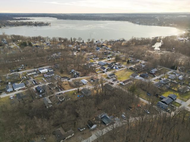 12817 Knight Street, Cedar Lake, IN 46303