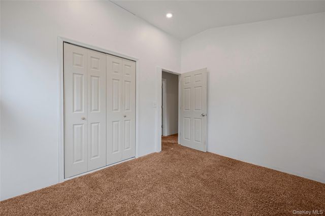 43 Madeline Road, Ridge, NY 11961