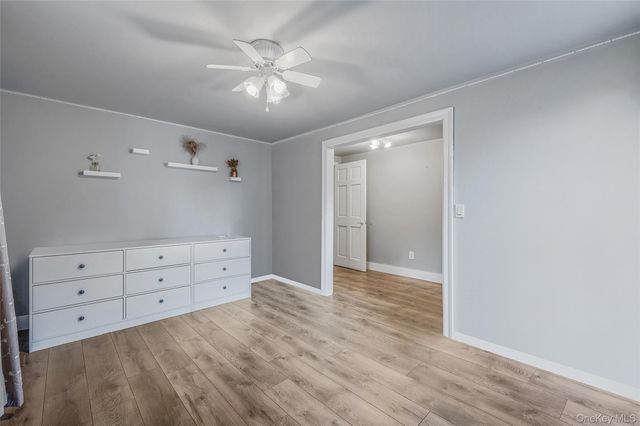 43 Madeline Road, Ridge, NY 11961